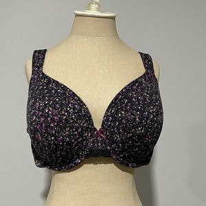 Cacique lightly lined full coverage bra size 42D